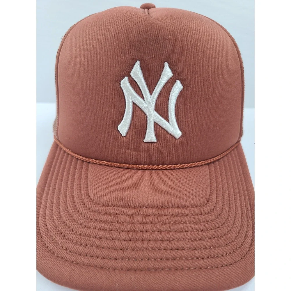 47 Brand New York Yankees Urban Outfitters Trucker Hat Rust Brown Snapback NY